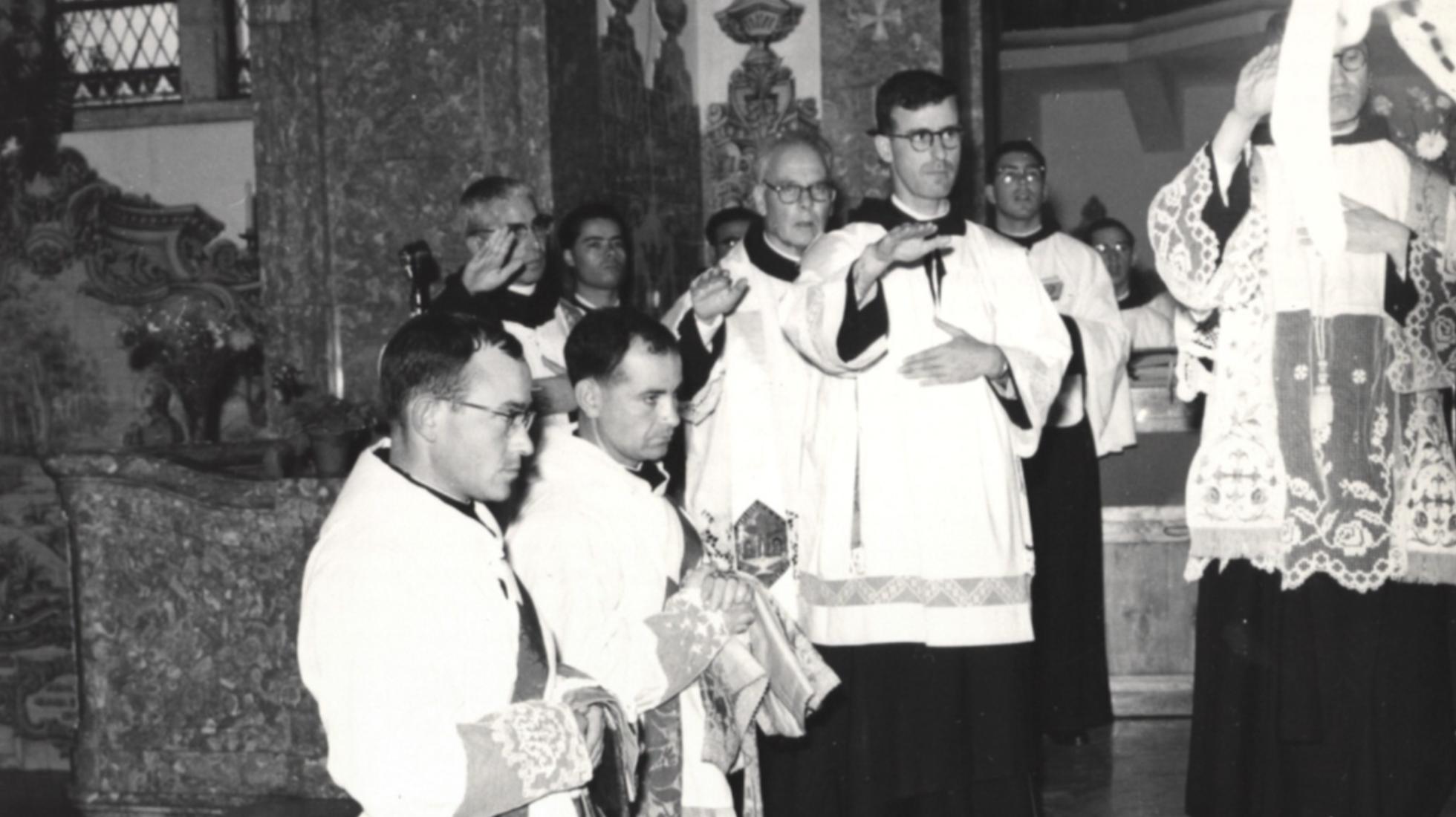 Ordenação de Sacerdote na Casa de Saúde do Telhal. Sintra, 14 de agosto de 1960.